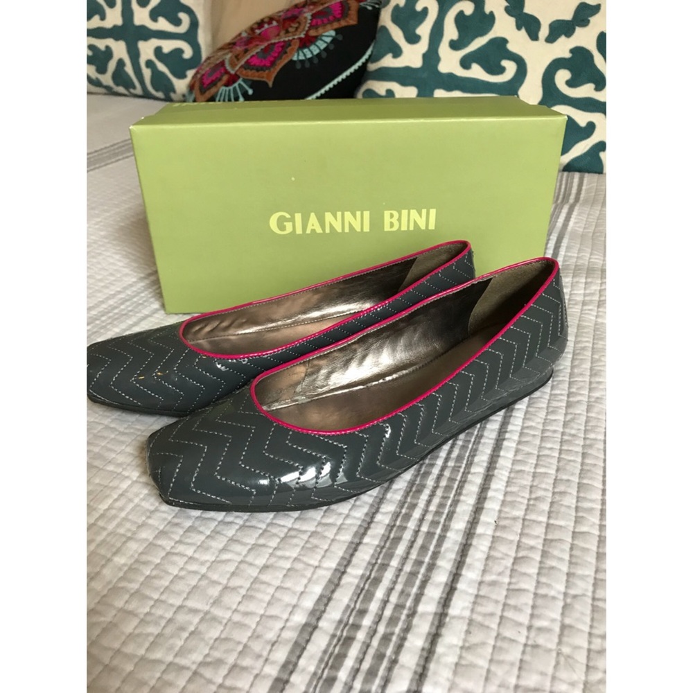 Gianni Bini Flats - 8.5